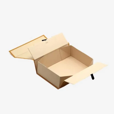 Collapsible gift boxes